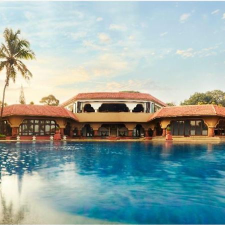 Taj Fort Aguada Resort & Spa, Goa Sinquerim ภายนอก รูปภาพ Club House