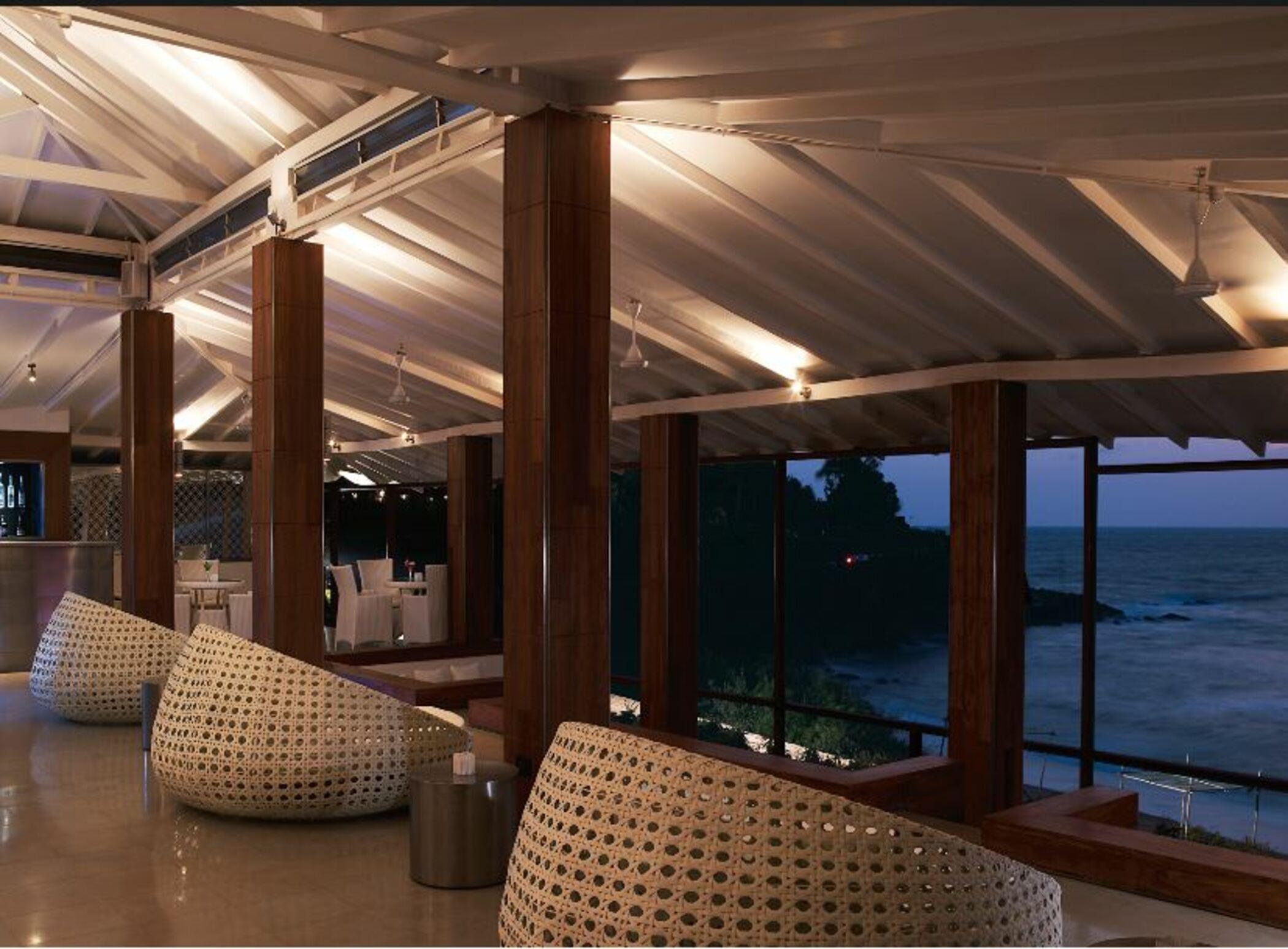 Taj Fort Aguada Resort & Spa, Goa Sinquerim ภายนอก รูปภาพ The interior of the restaurant
