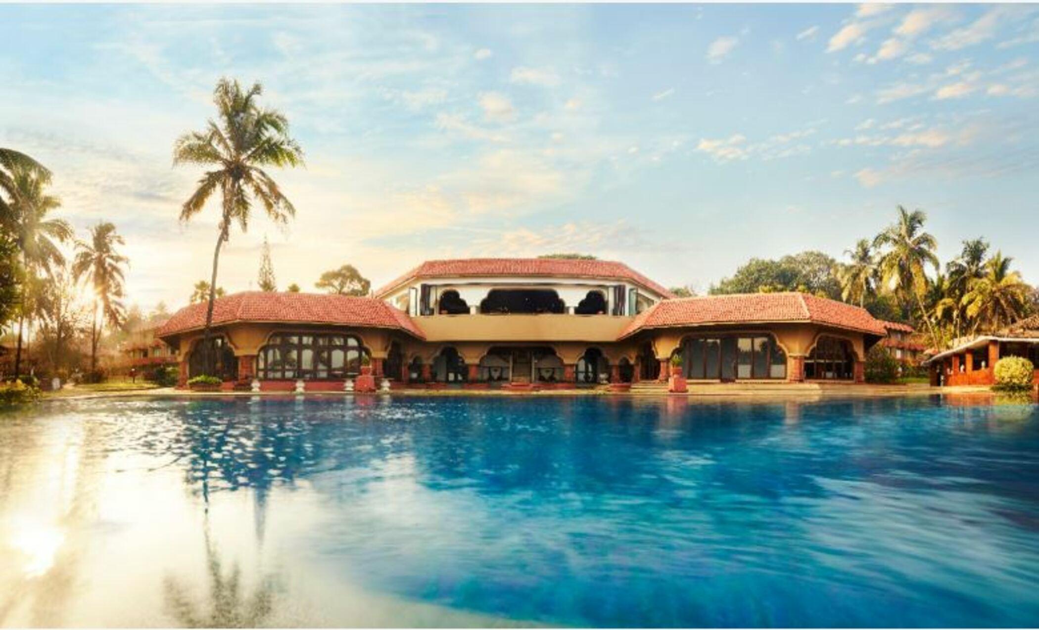 Taj Fort Aguada Resort & Spa, Goa Sinquerim ภายนอก รูปภาพ Club House