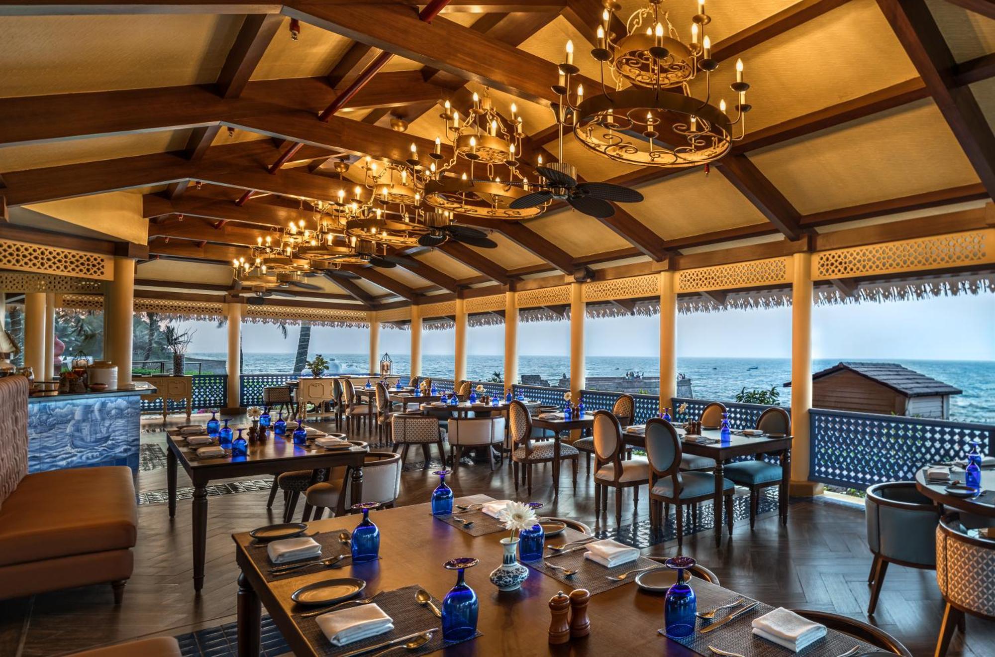 Taj Fort Aguada Resort & Spa, Goa Sinquerim ภายนอก รูปภาพ The restaurant at the Oberoi Beach Resort, Dubai