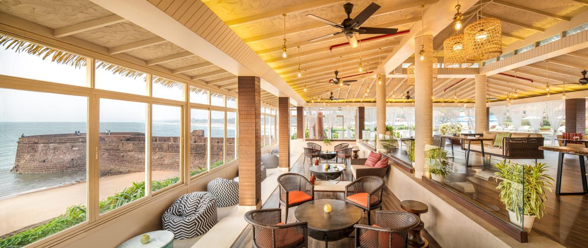 Taj Fort Aguada Resort & Spa, Goa Sinquerim ภายนอก รูปภาพ The Bar