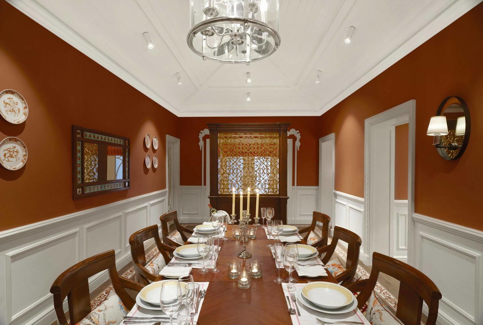 Taj Fort Aguada Resort & Spa, Goa Sinquerim ภายนอก รูปภาพ The dining room